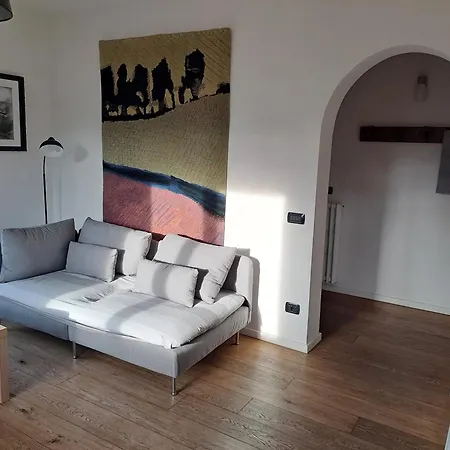 Stunning Panoramic Views From Modern Two Bedroom Aosta